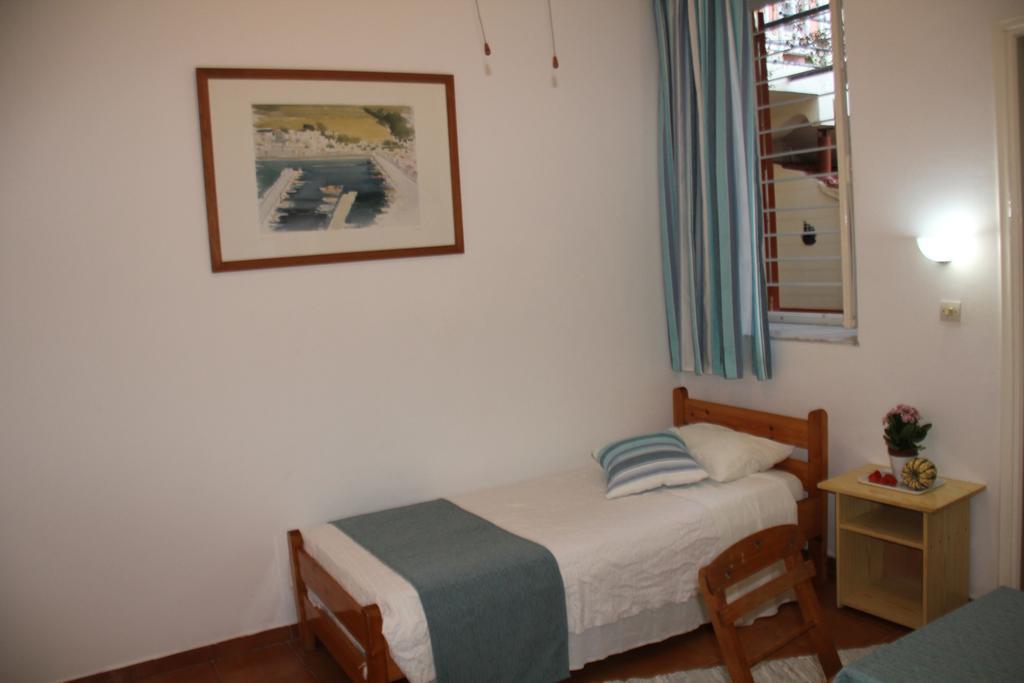 Medieval Rose Hotel 3*